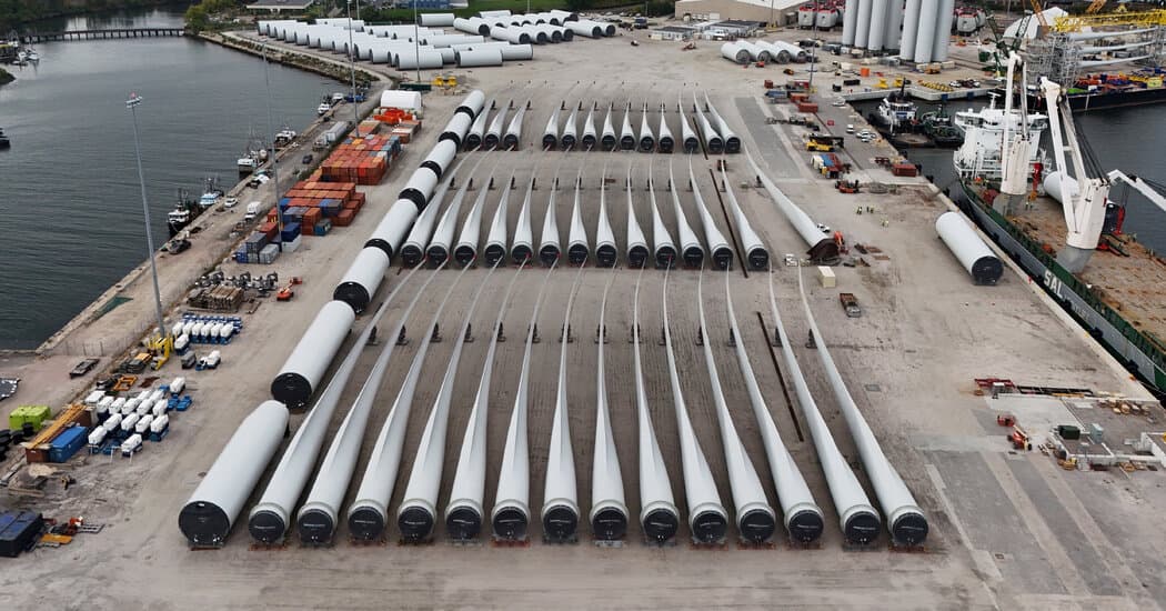 Trump Administration Weighs $1 Billion Payout to Shut Down East Coast Offshore Windfarm Projects