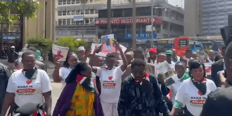 Martha Karua and Willy Mutunga Lead March to IG Kanja’s Office Ahead of June 25 Anniversary