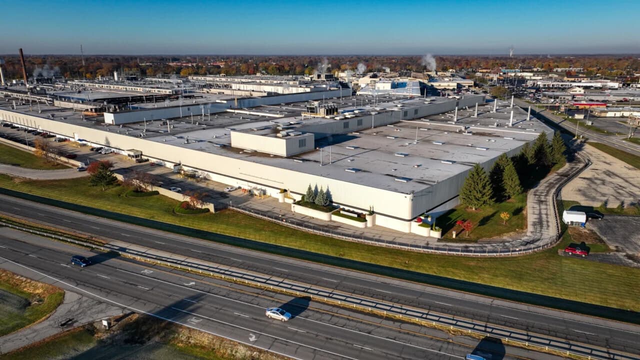 Stellantis second EV battery factory in Indiana expecting first production early 2027