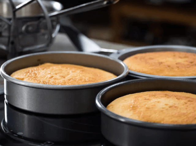 Recipes: How To Bake A Cake