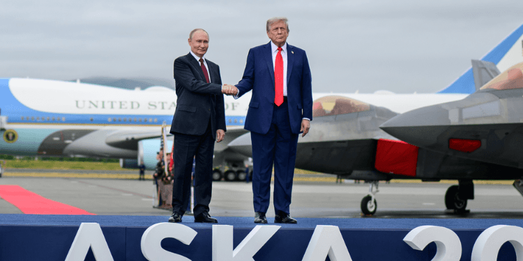Blow to Putin as US Waiver Permitting Russian Oil Purchases Expires Without Renewal