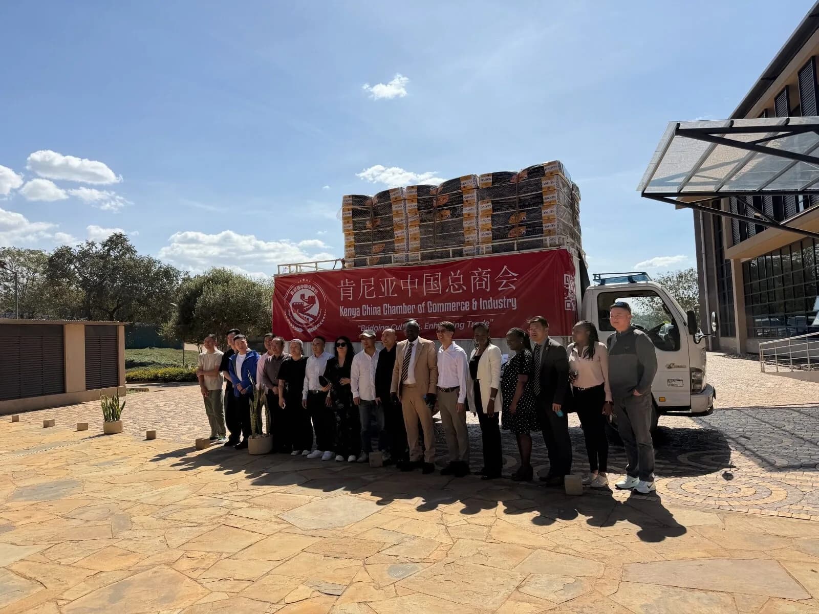 Kenya-China business chamber donates beds to Nairobi women, children center