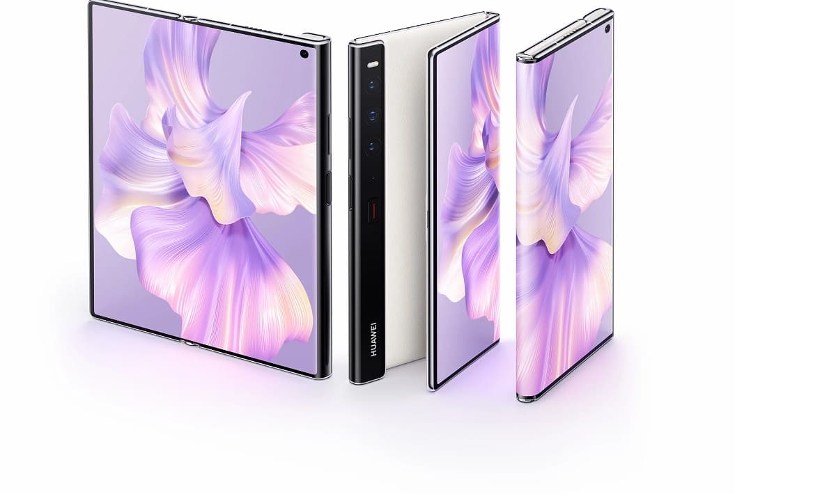 The Huawei Mate XS 2 is now available on pre-order in Kenya for Ksh 284,000