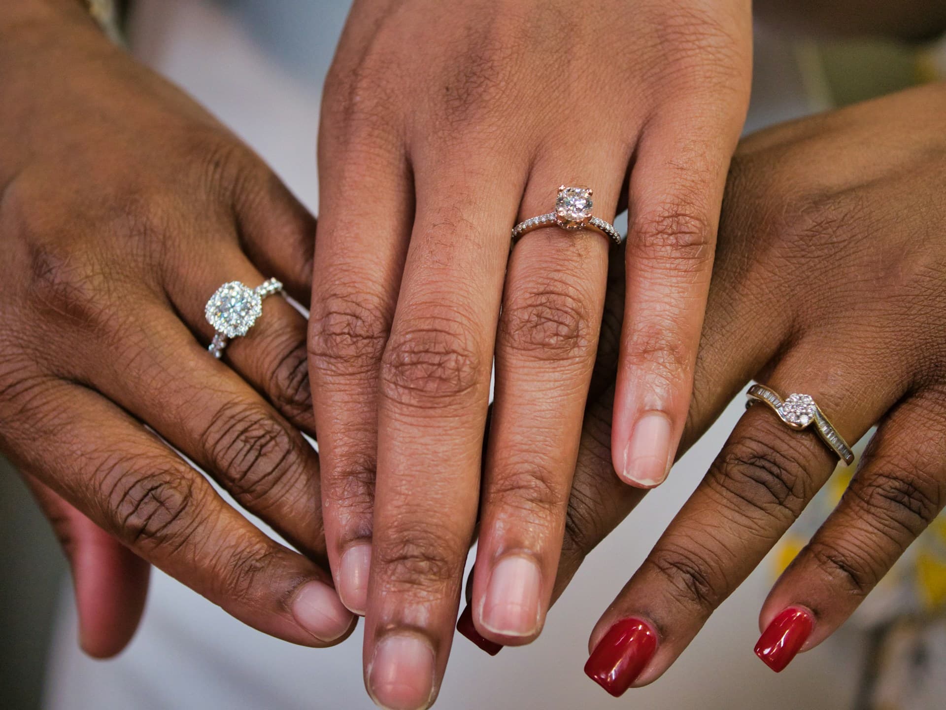 High Court mandates dowry refund upon divorce & declares alimony “anathema to equality”
