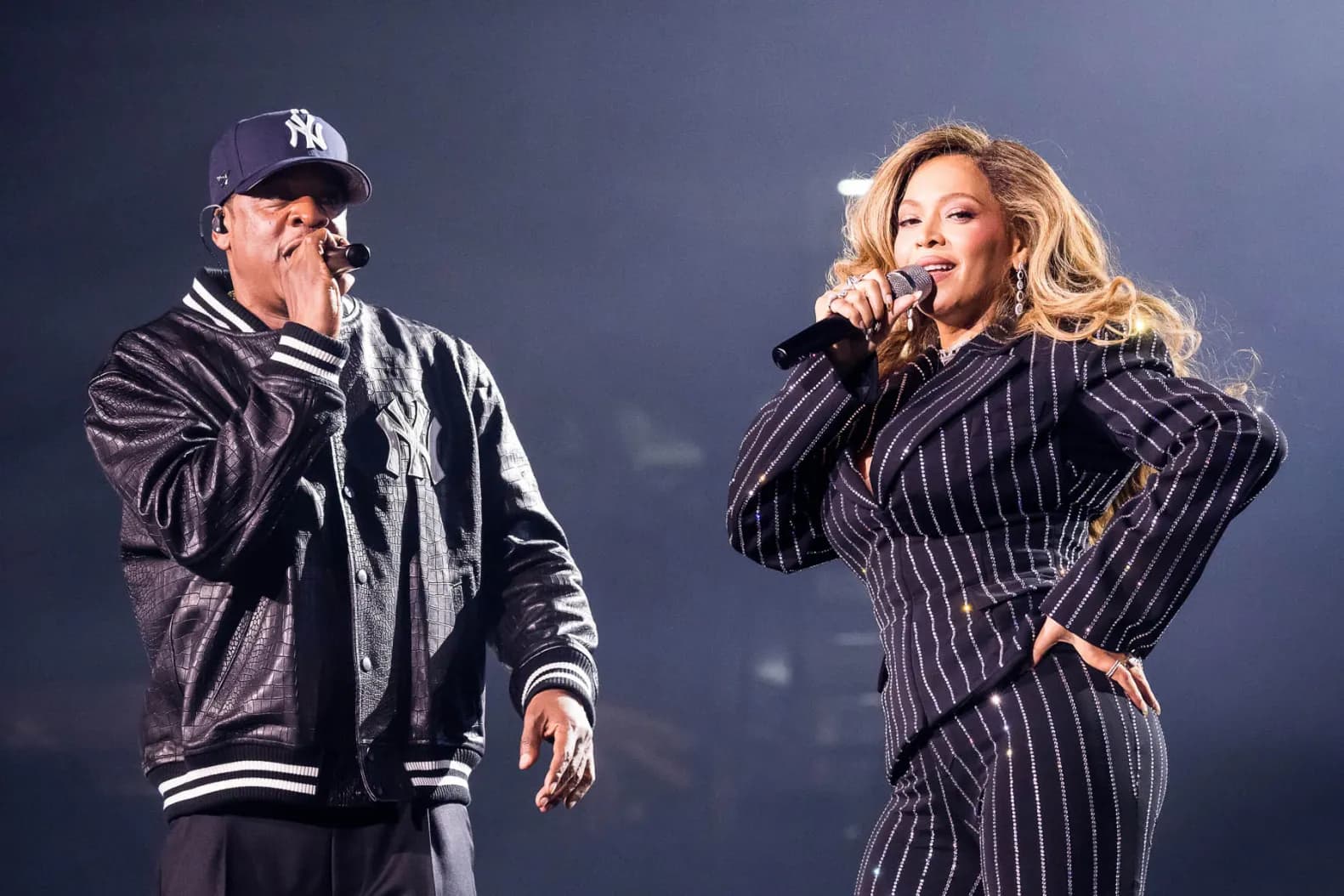 Beyonce, Rihanna, Nas, Eminem join Jay-Z on stage for 3-night concert