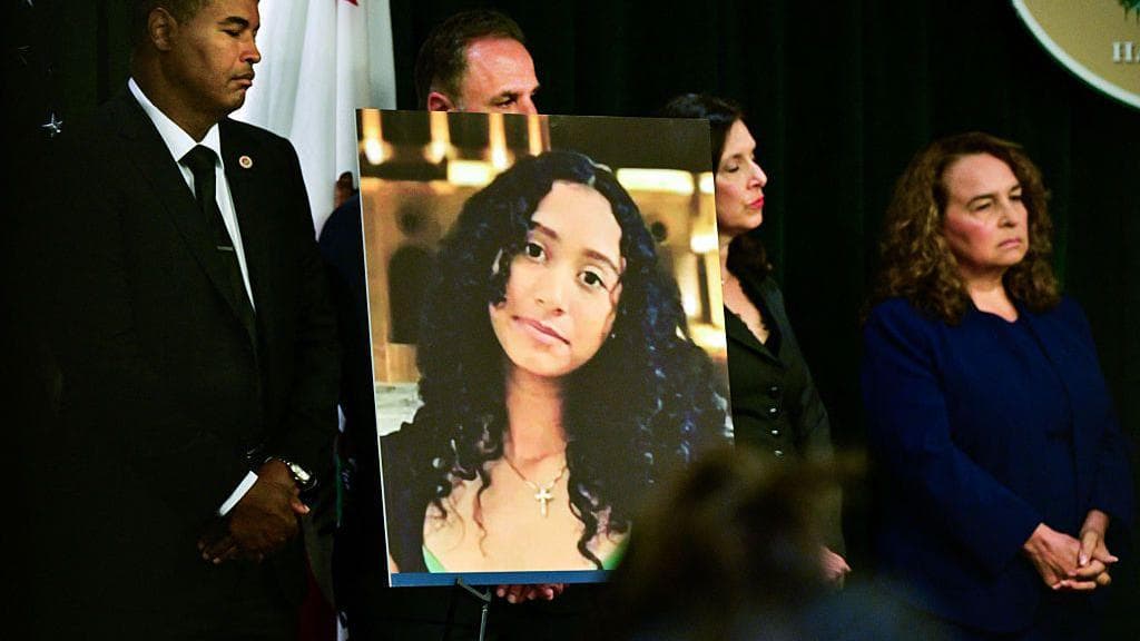 Texts reveal 14-year-old allegedly murdered by singer D4vd had pregnancy and abortion