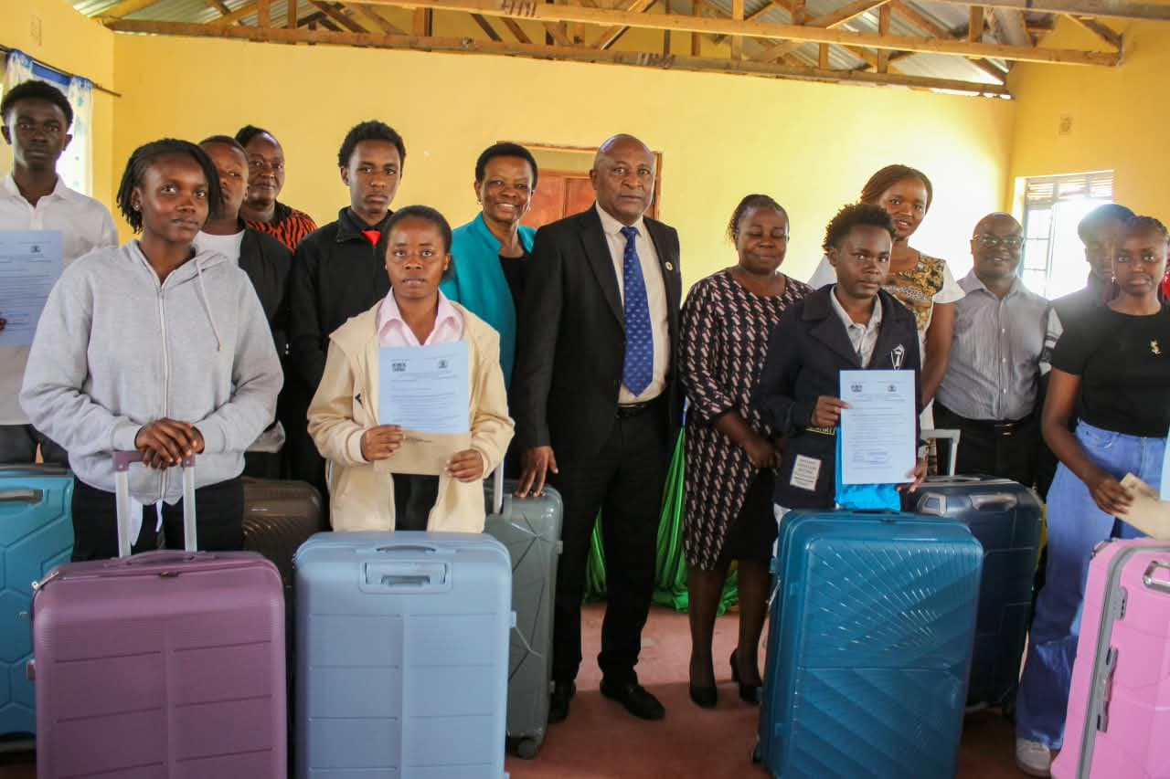 Makueni top students get university scholarships