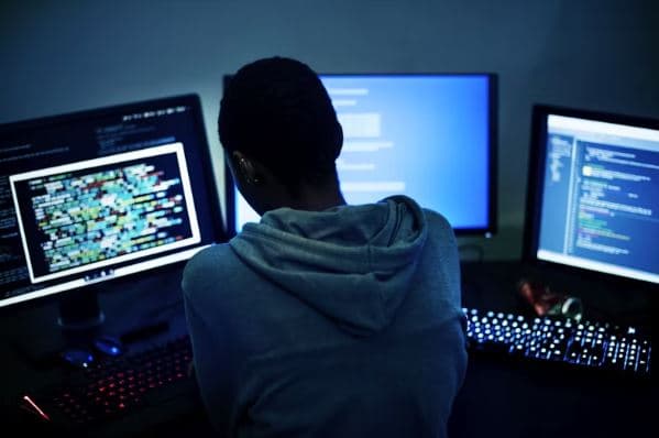 How Gaming Platforms Work in Uganda