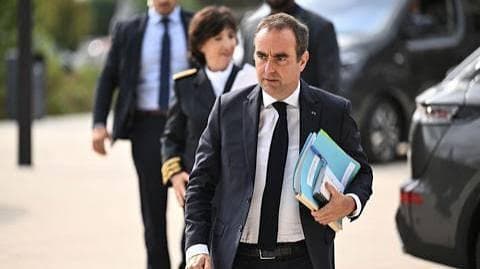Togo charges two French journalists over incorrect documents, rights group says