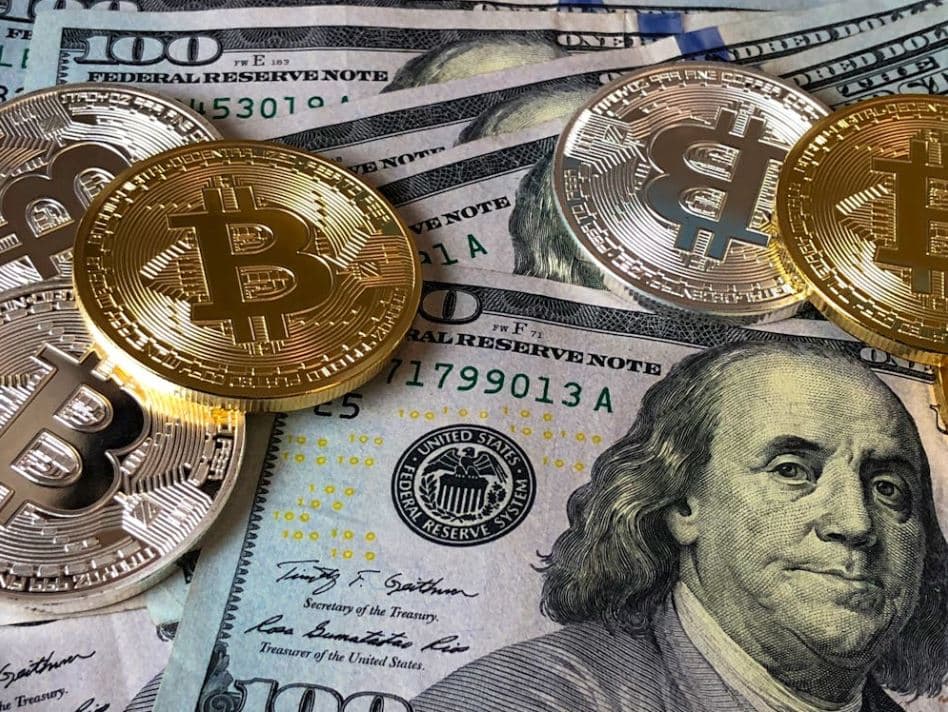 Crypto Casinos vs. Traditional Casinos: Which One Offers More Freedom?
