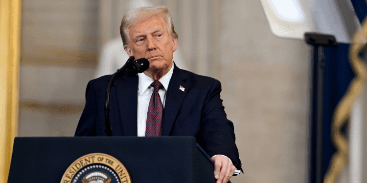 Iran Mocks Trump After Gift Claim, Fires First Missile Strike at U.S. Base in Erbil