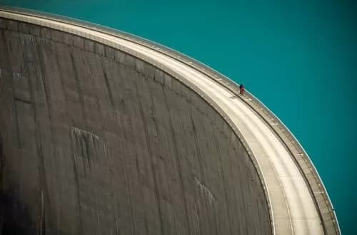 The Northern European Enclosure Dam: A Plan to Shield Cities from Flooding