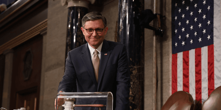 Mike Johnson Pushes Back on Pope Leo’s Comments That God Rejects Prayers of Those Who Wage War