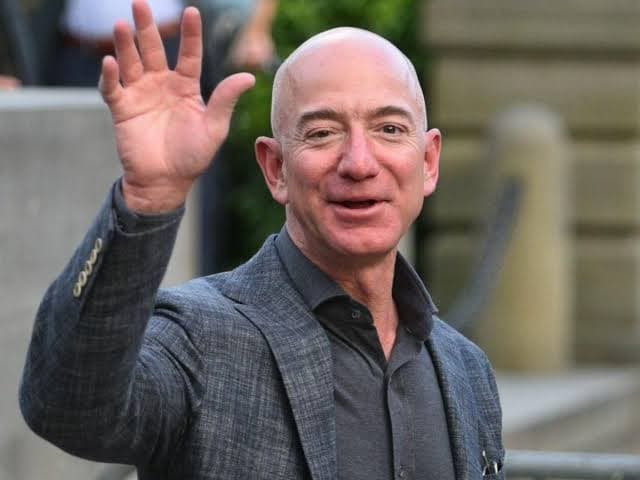 Jeff Bezos Trims His Amazon Stakes, Pocketing $4 Billion