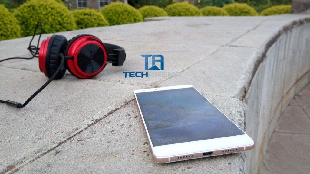 Tecno Boom J8 Review