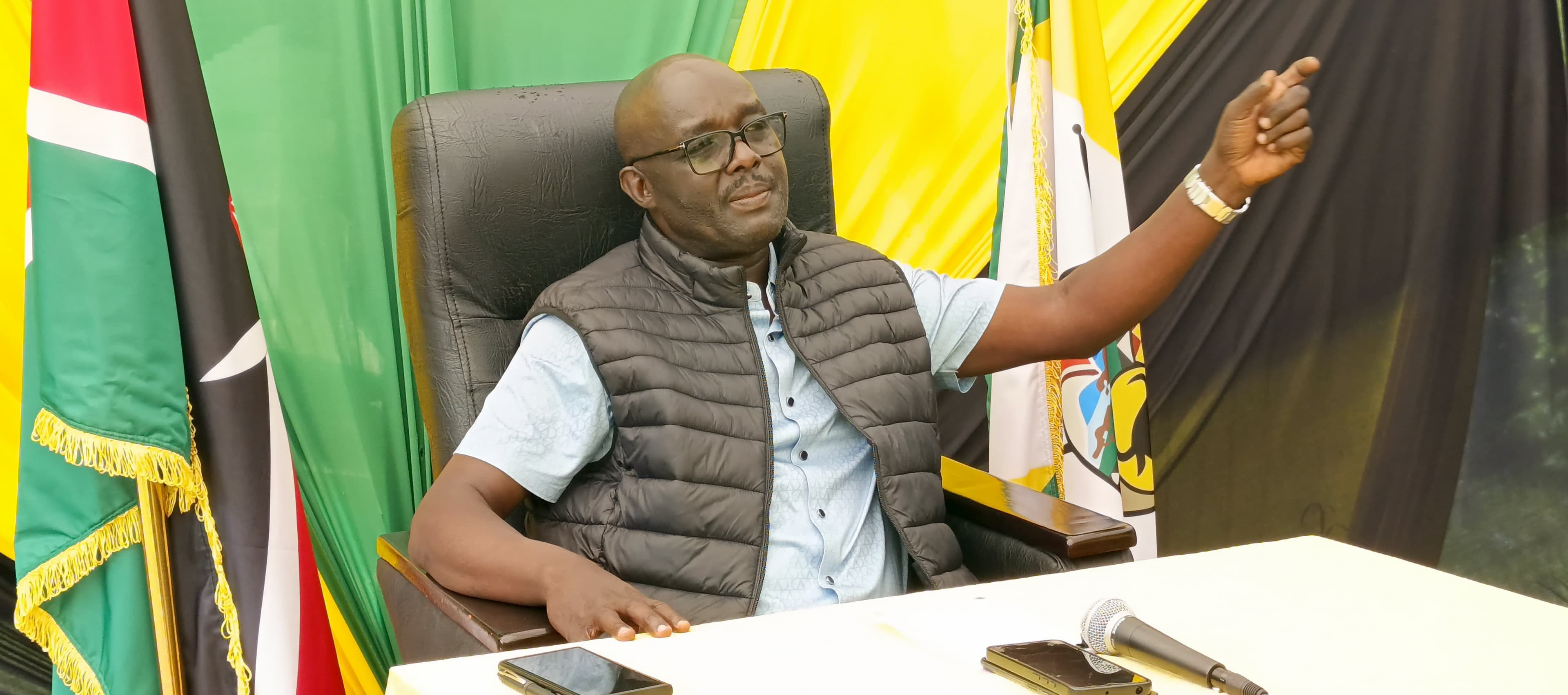 Governor Kachapin threatens legal action over gold mining