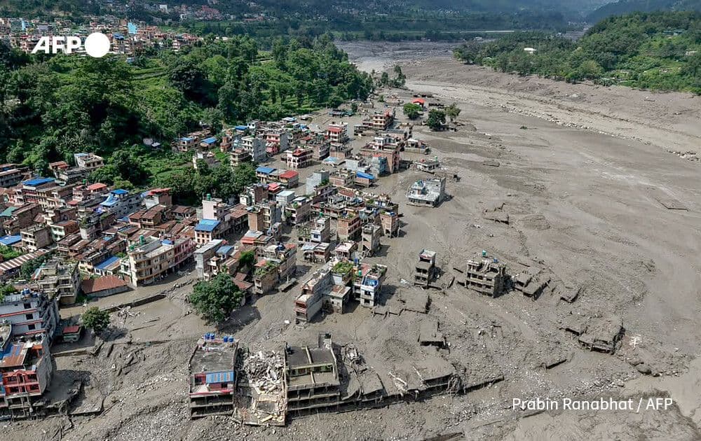Glacial collapse leaves hundreds dead along Nepal-China border