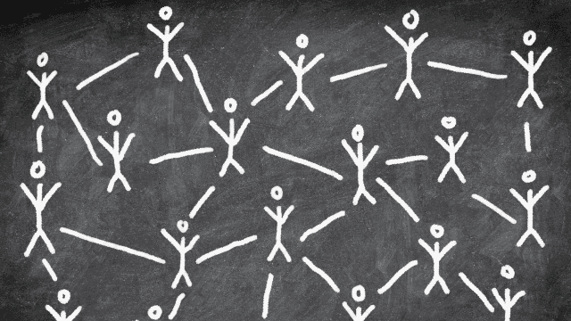6 Simple Ways To Stand Out At Networking Events