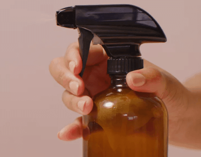 Hair: The Homemade Hairspray You Need In Your Life