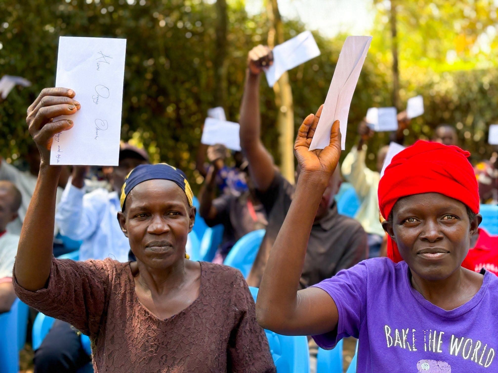 Senator offers Sh4.2 million bursaries to needy students in Kisumu