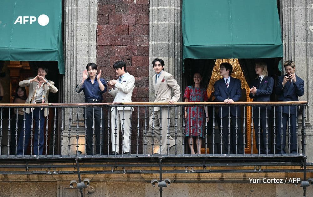 Korean band BTS draw 50,000 crowd in Mexico