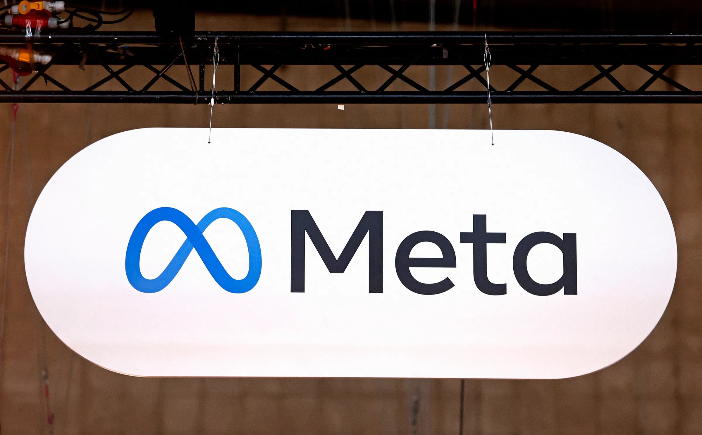 Meta Rolls Out AI Translation Feature on Instagram and Facebook