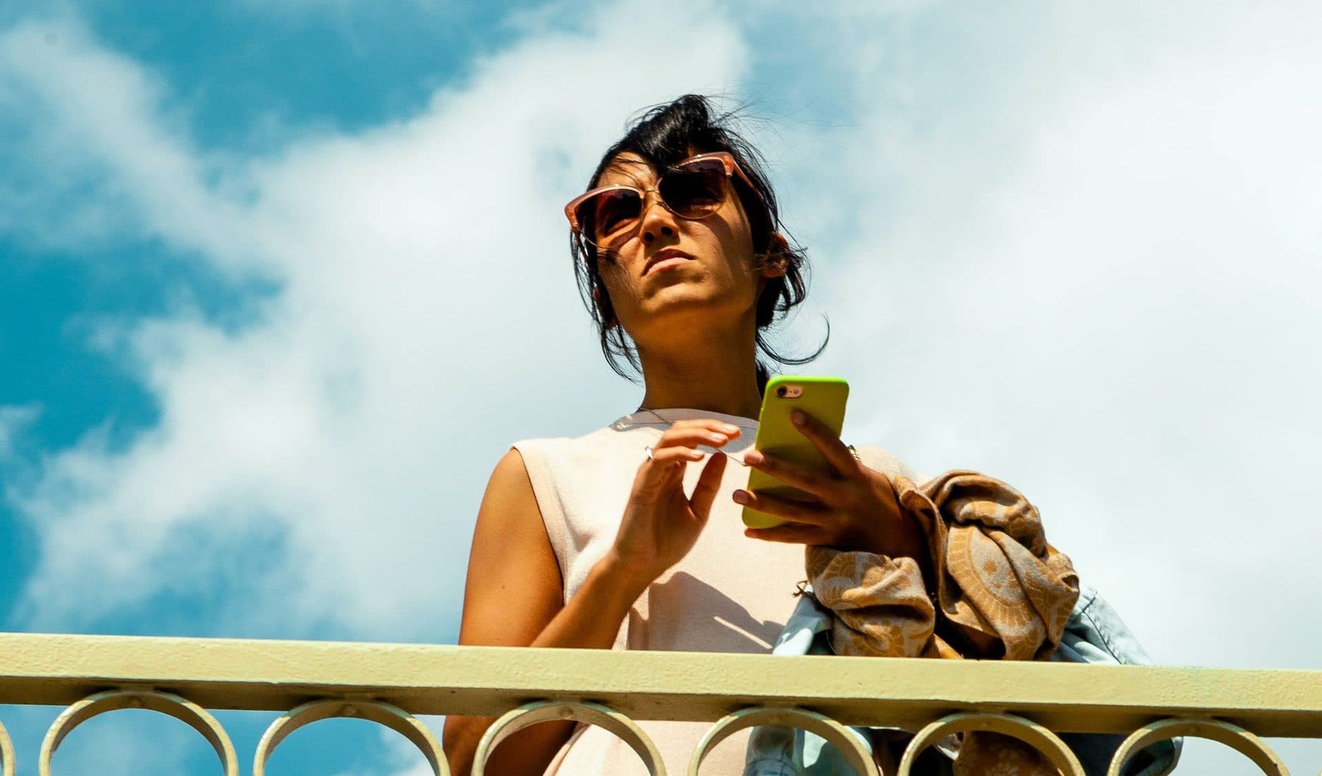 Free Dating Apps and Video Chats Versus Paid Ones: who will win?