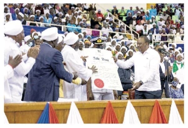 President Uhuru offers Akorino Sh100 million in goodies to back Raila