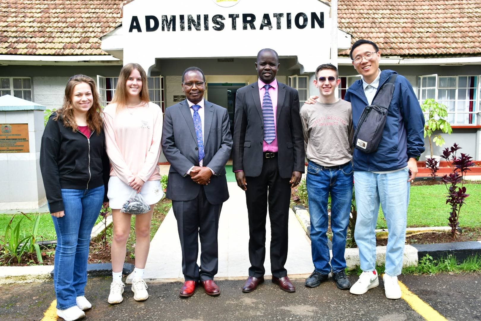 KHU hosts US scholars, broadens academic networks