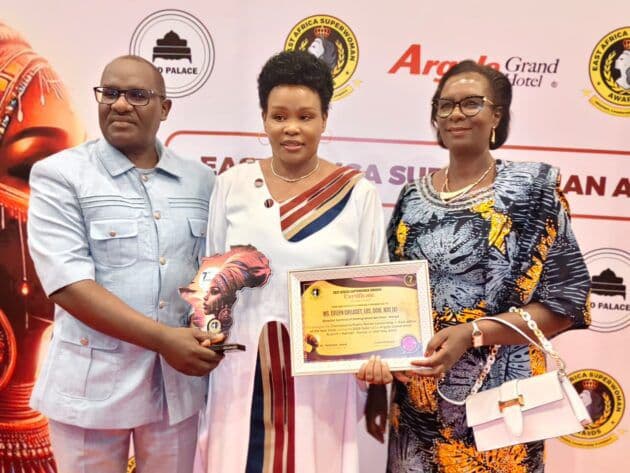 Cheluget Dedicates Regional Leadership Award to Immigration Officers