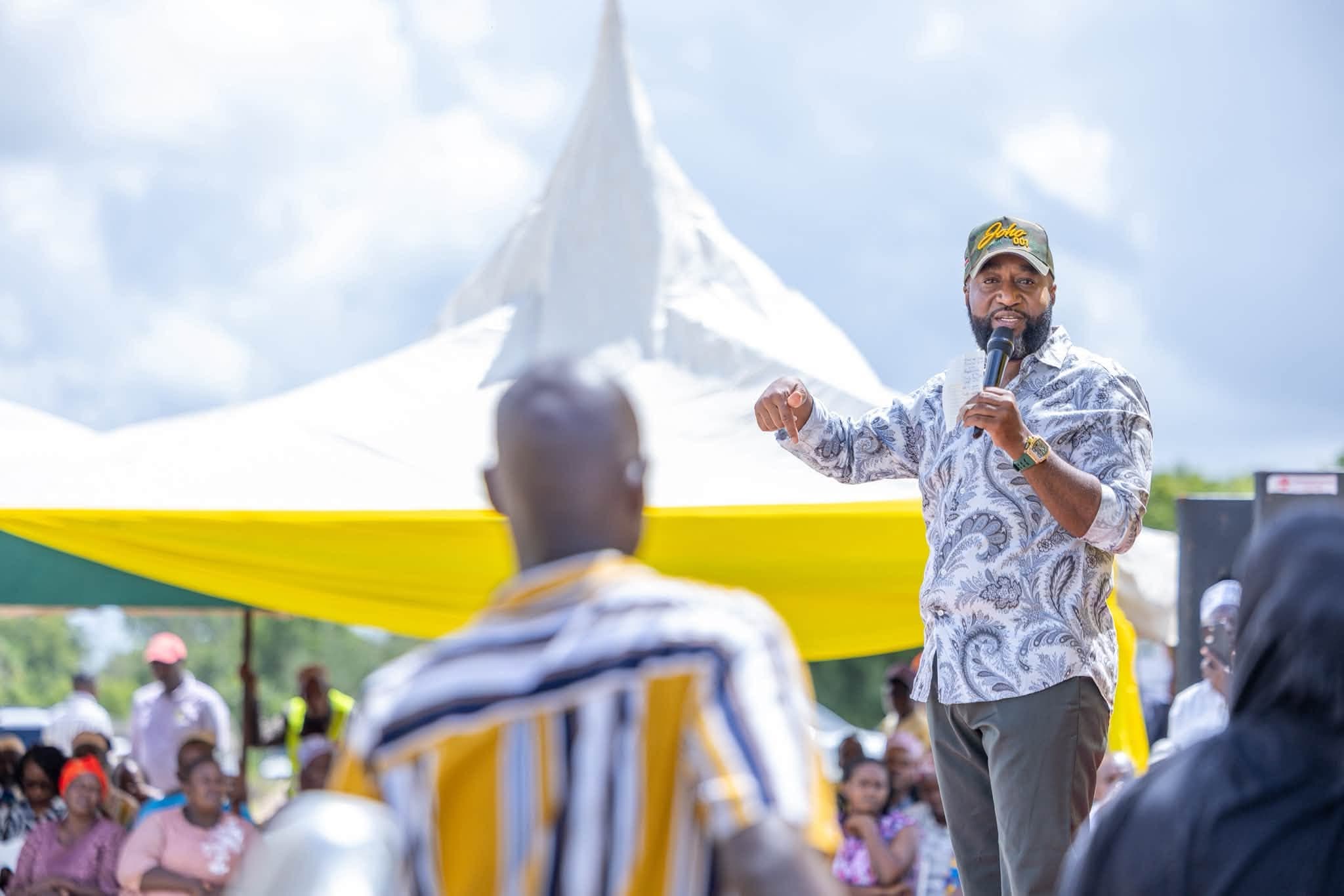 Joho continues Coast tour to rally support for President Ruto
