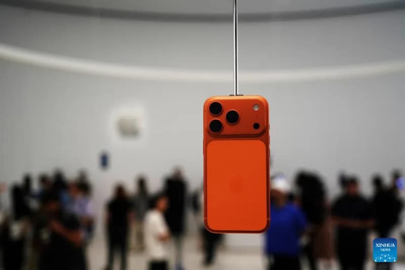 Apple to raise prices as AI boom pushes up chip costs