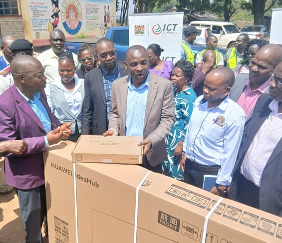 State Scales up distribution of smart boards