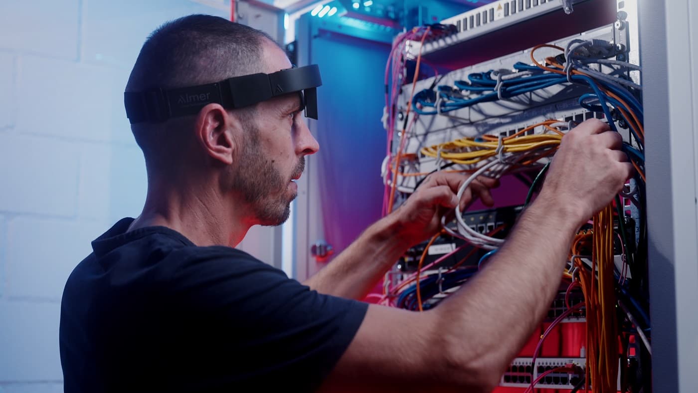 Augmented Reality startup Almer launches latest headset, the Almer Arc 2