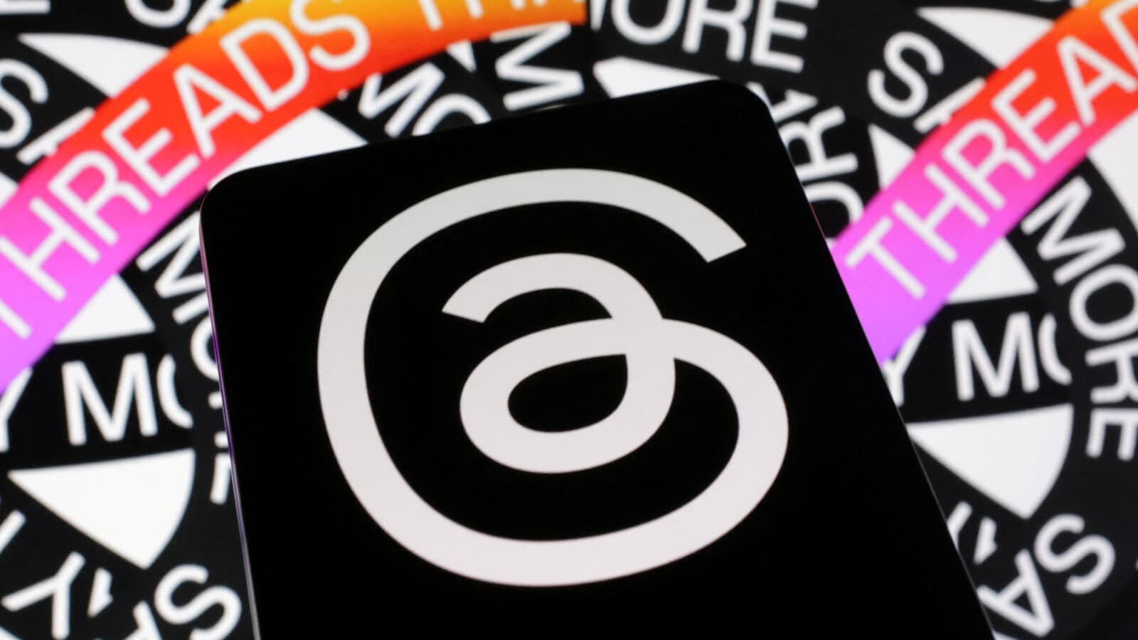 Meta’s Threads to Begin Ad Rollout in Early 2025