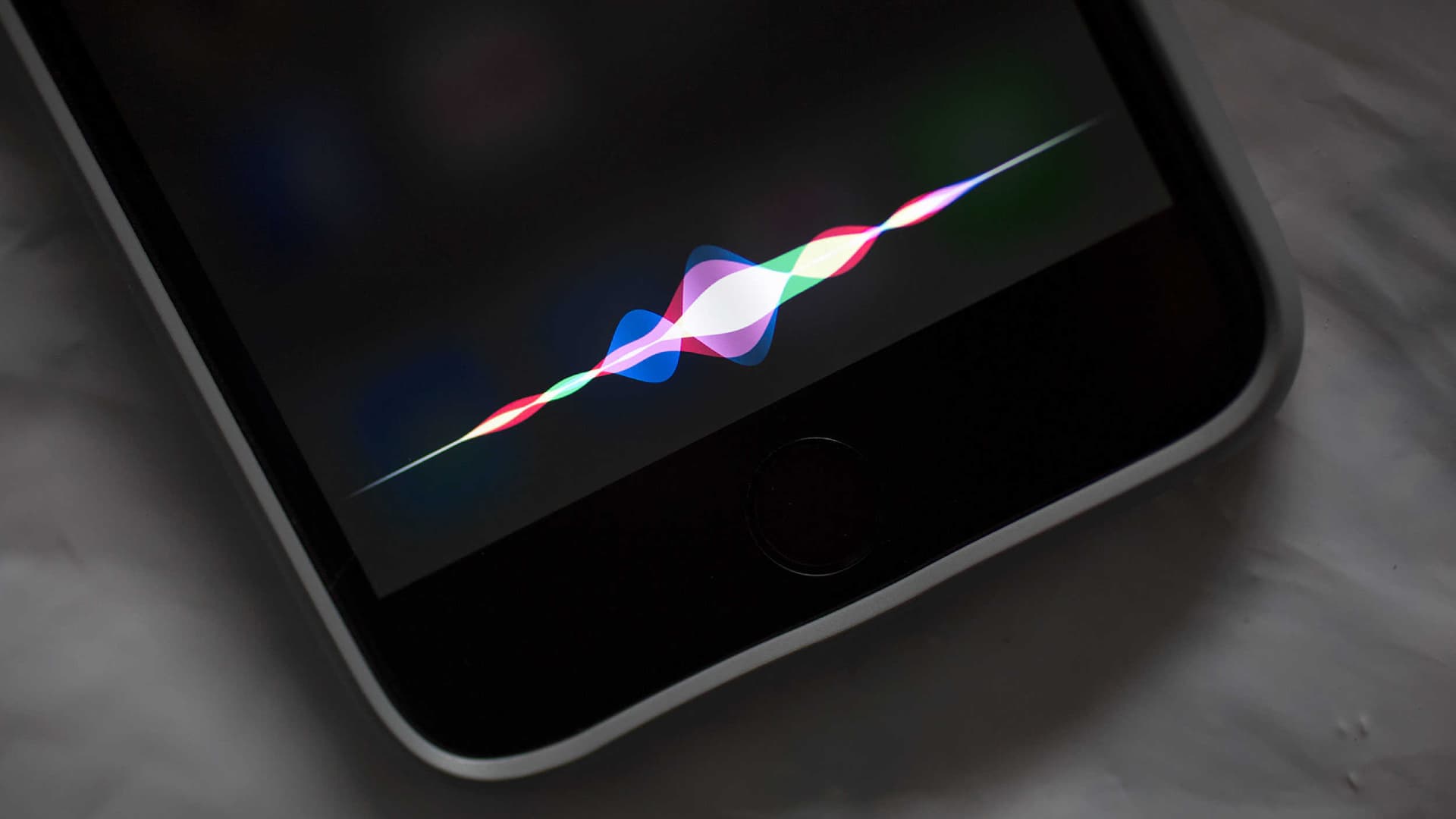 Apple to Replace Siri With a Full AI Chatbot Later This Year