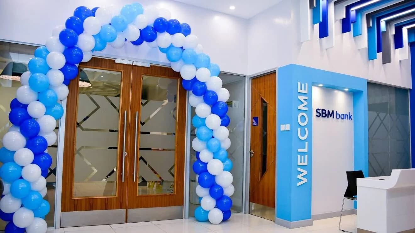 The Future of Payments in Kenya: Why Low-Cost Digital Banking Will Win