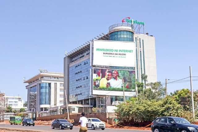 Safaricom commits Shs15M to 2025 devolution conference in Homa Bay