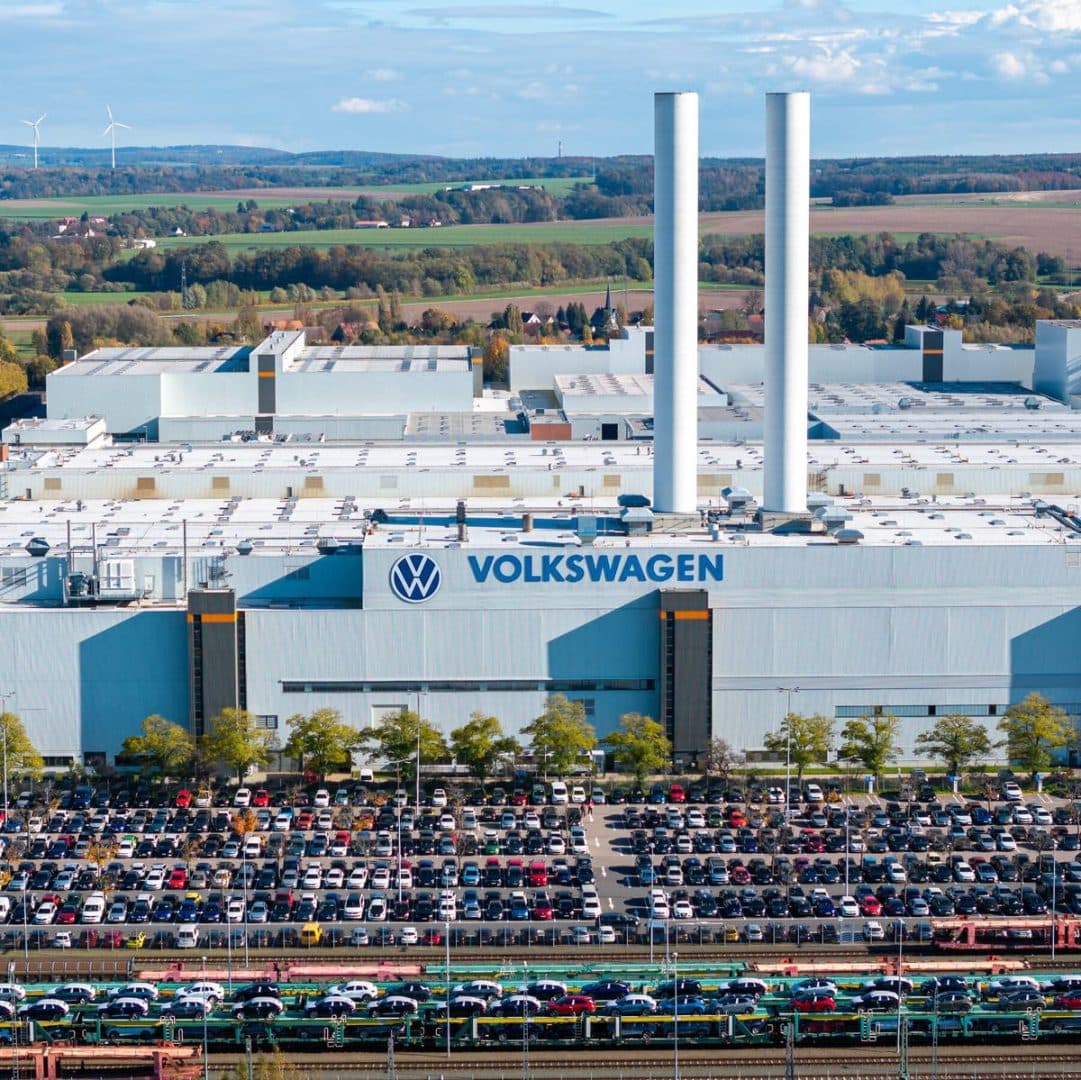 Chinese companies to acquire Volkswagen factories in Germany