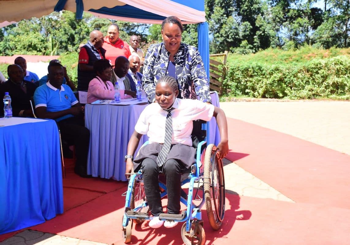 Kenya Pipeline Sponsors Secondary and College Education