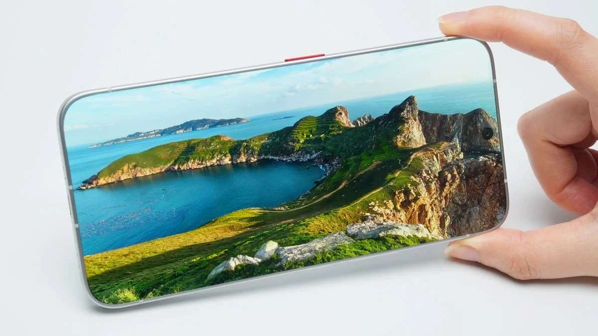 TECNO says it has built the world’s first phone with a true 0mm bezel