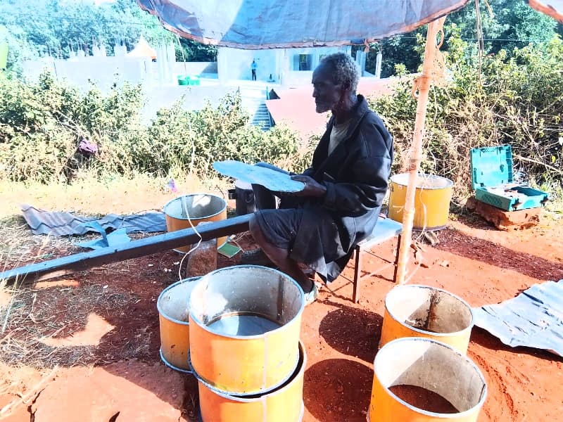 Veteran Chuka artisan keeps craft alive through resilience