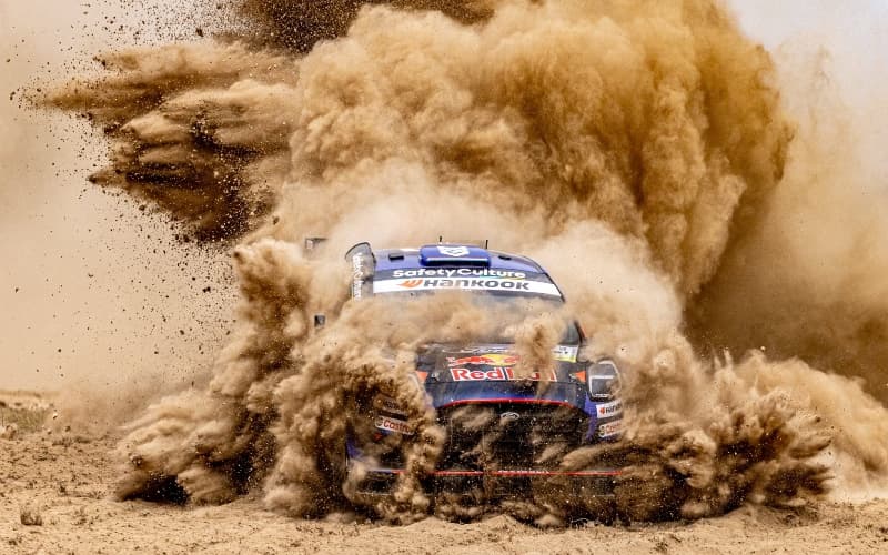 Kenya’s Mwangi Kirubi Safari Rally picture wins Gold in the World Sports Photography Awards