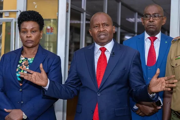 Kenyan Passport Application & Issuances Temporarily Suspended
