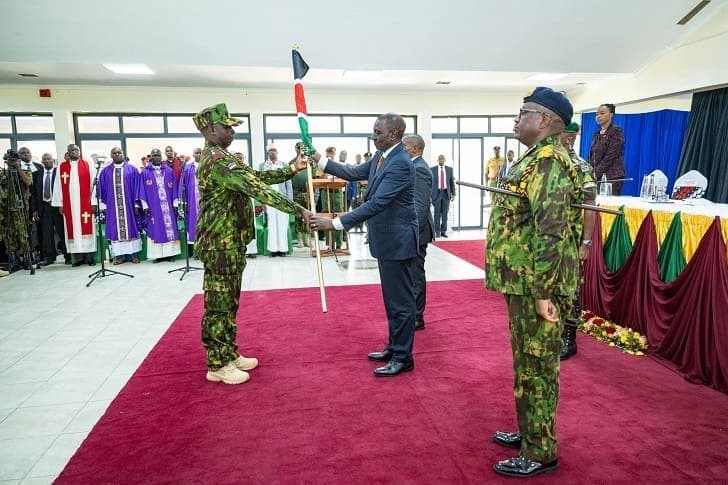 400 Kenyan Police Officers Departing For Haiti Given the Flag