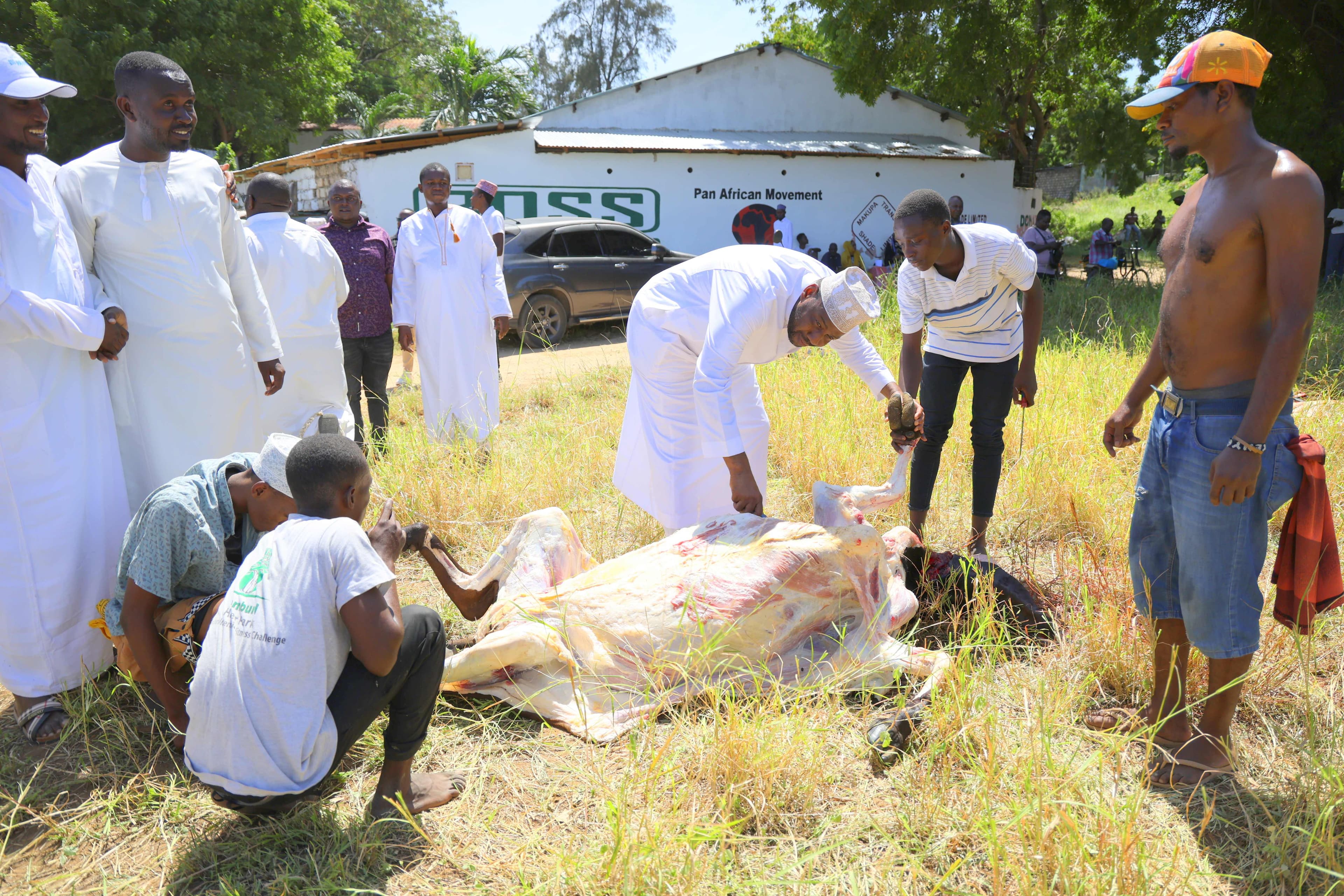 Vulnerable families in Nyali receive Eid-Ul-Adha food donations