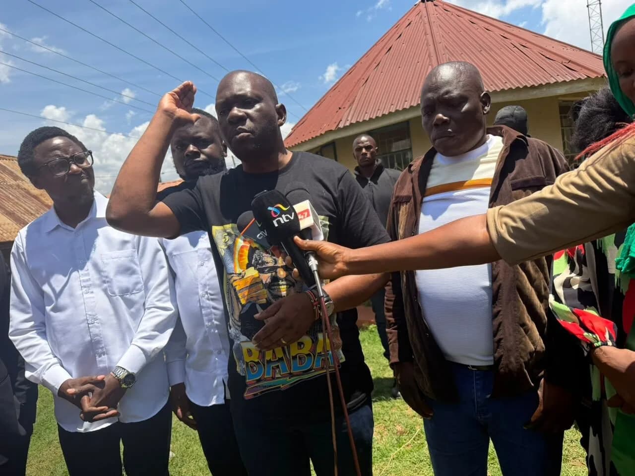 Amisi urges Uhuru to stay out of active politics, invites Sifuna to PM party