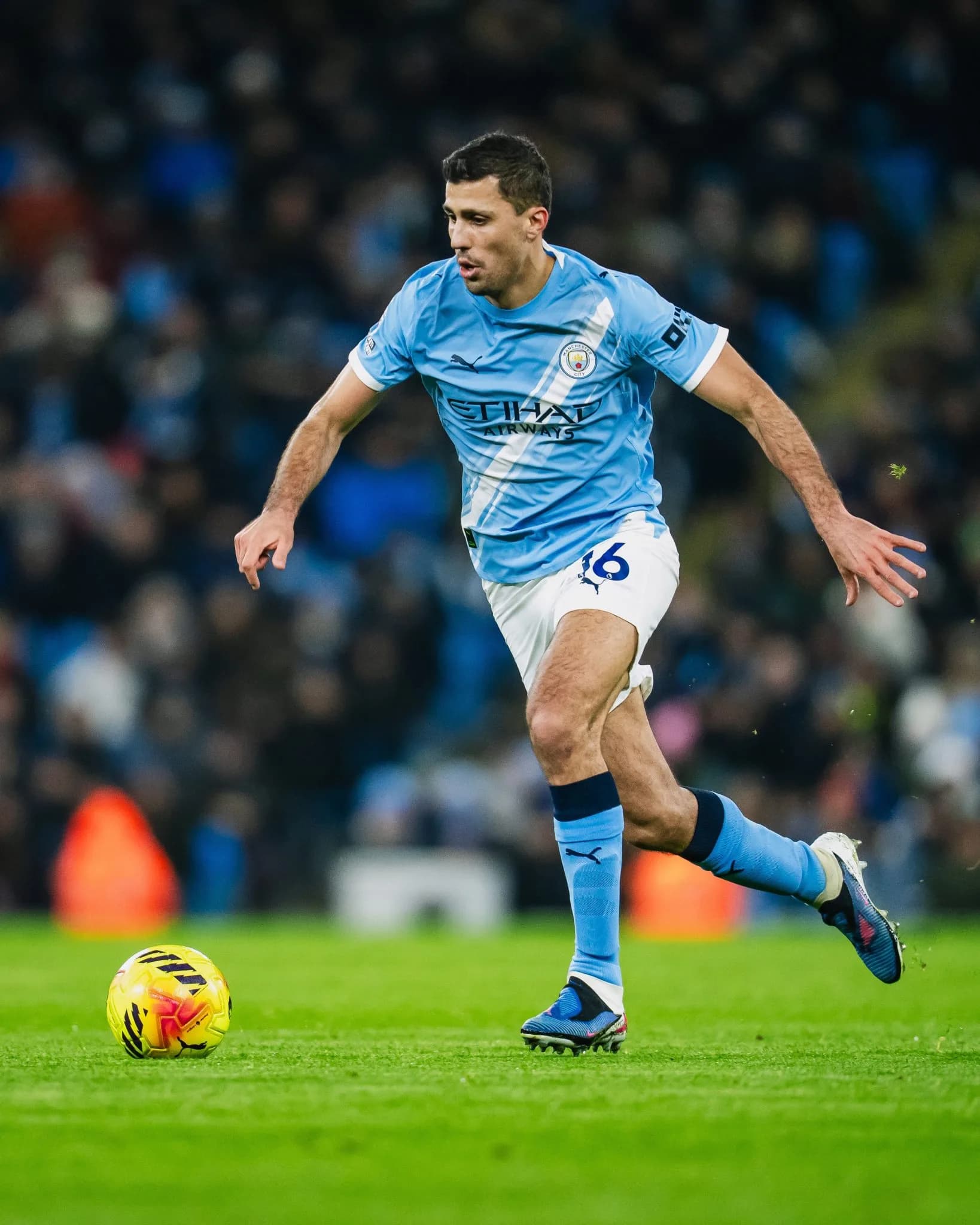 Barcelona agree £65m deal to sign Rodri from Man City