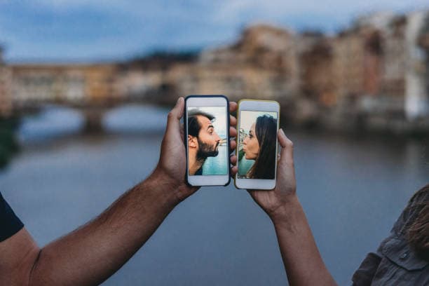 7 Tips to Stay Safe as You Spend Your Time Online