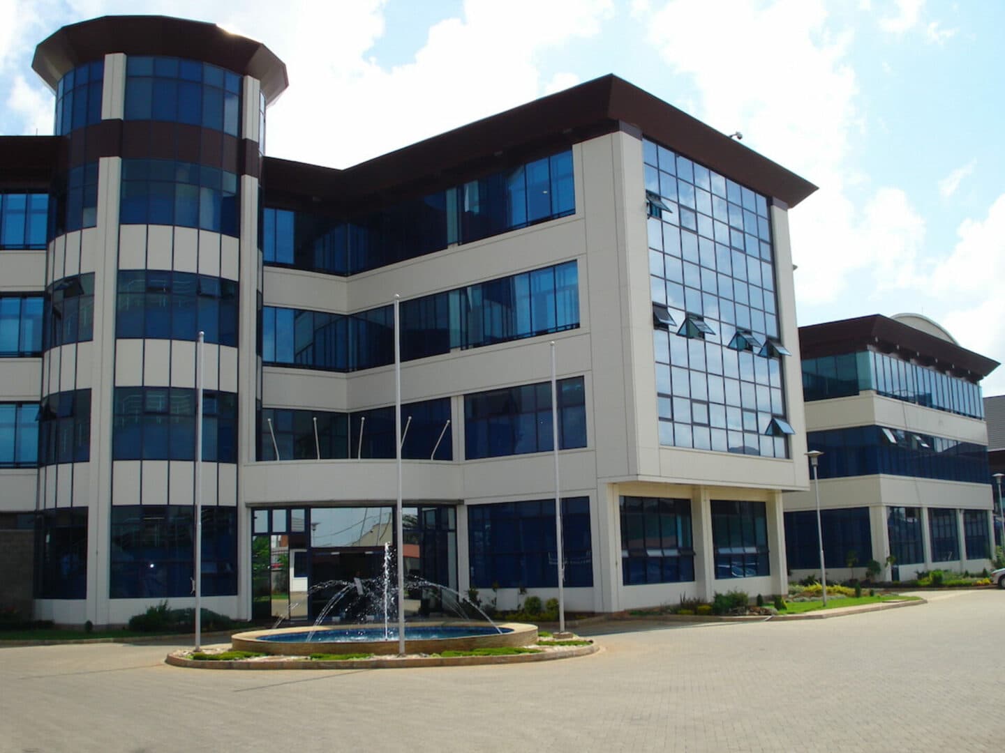 Standard Media Group sinks into Sh. 1.26 billion full year net loss